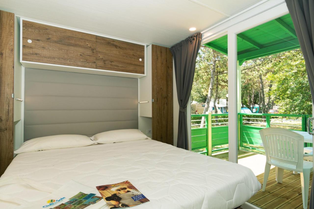 Club Del Sole Marina Julia Family Collection Hotell Exteriör bild