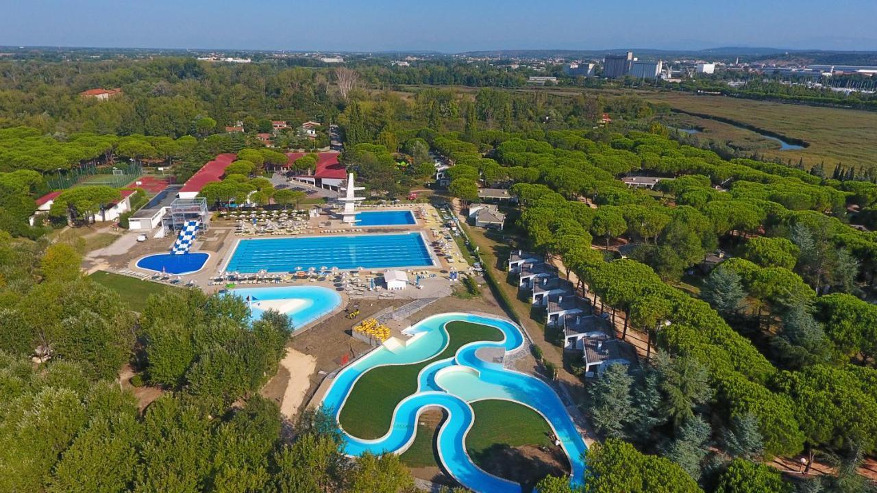 Club Del Sole Marina Julia Family Collection Hotell Exteriör bild